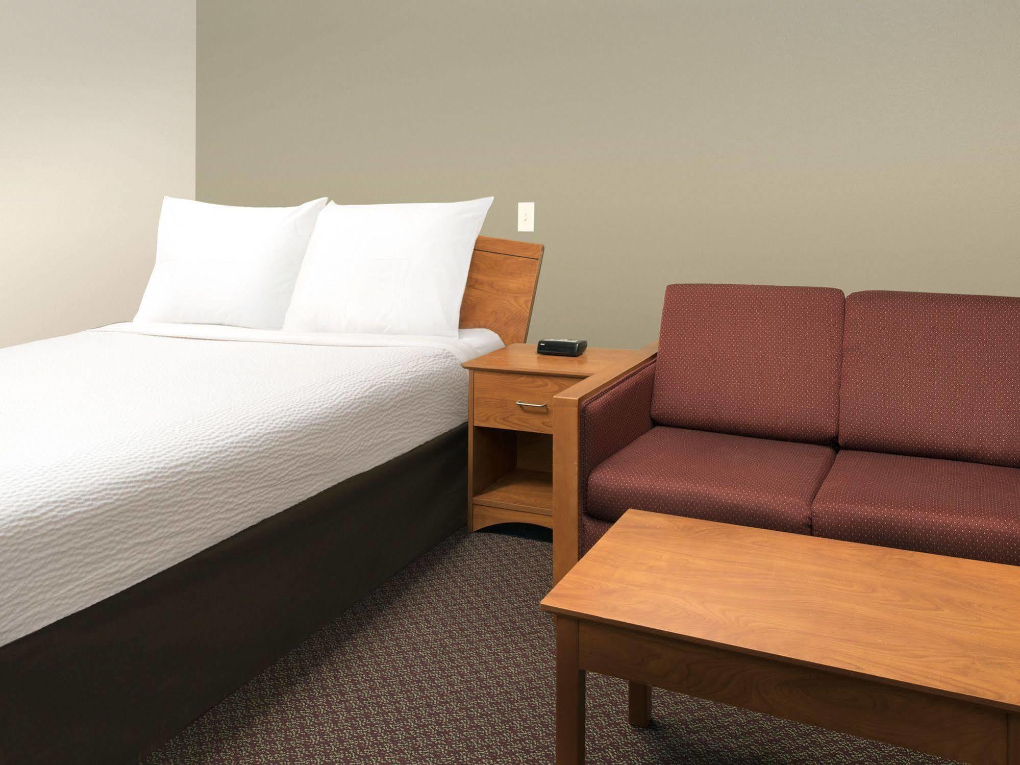 Woodspring Suites Junction Stadt Exterior foto